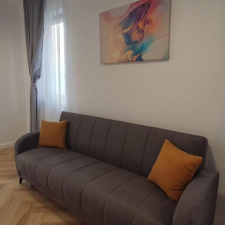 Cinque Stelle Hotel Apartments Cluj-Napoca Ngoại thất bức ảnh