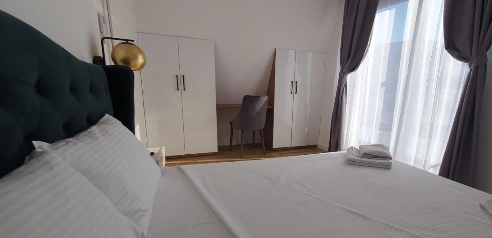 Cinque Stelle Hotel Apartments Cluj-Napoca Ngoại thất bức ảnh