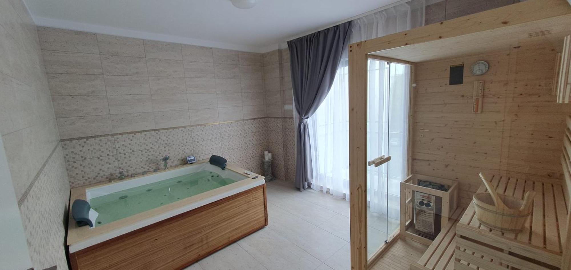 Cinque Stelle Hotel Apartments Cluj-Napoca Ngoại thất bức ảnh