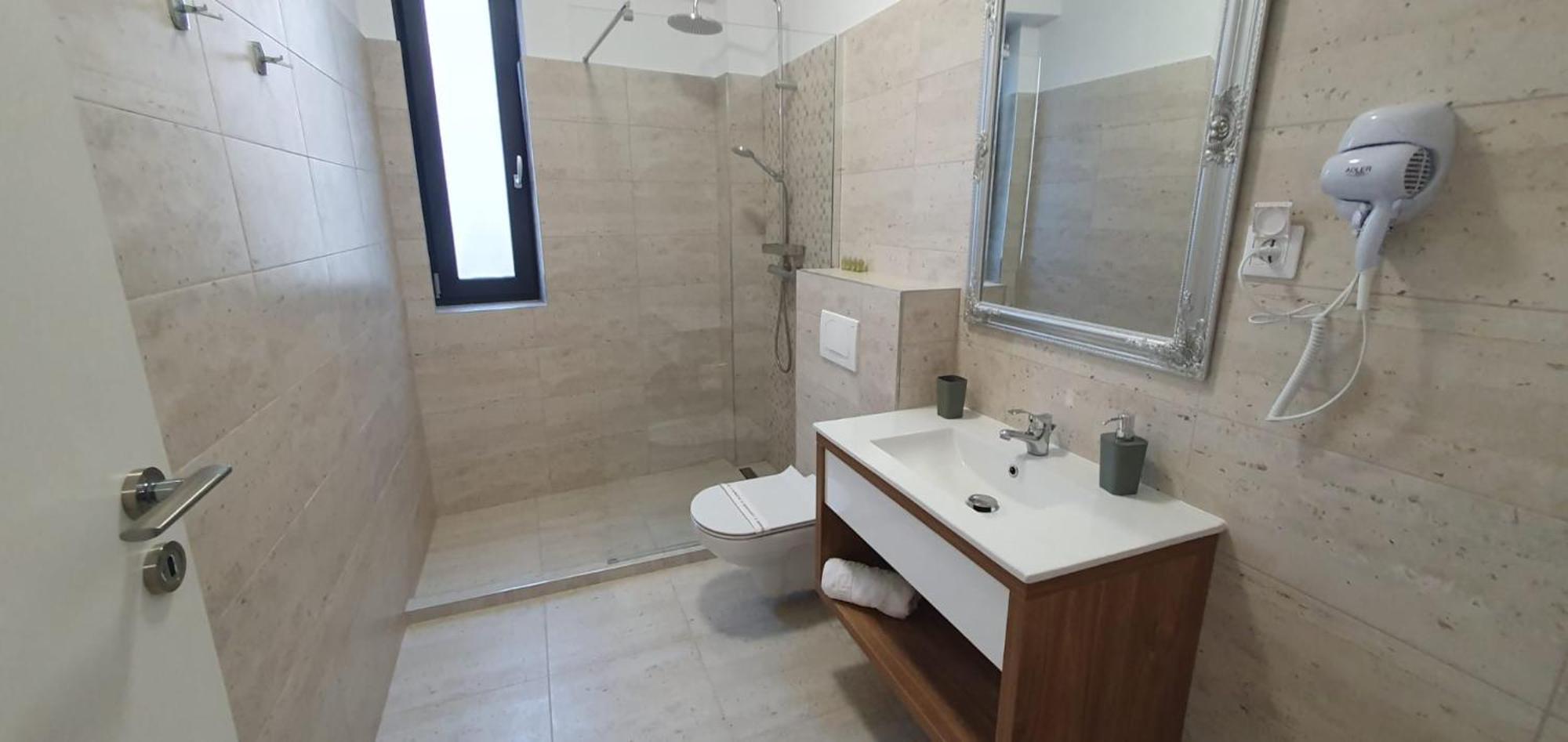 Cinque Stelle Hotel Apartments Cluj-Napoca Ngoại thất bức ảnh