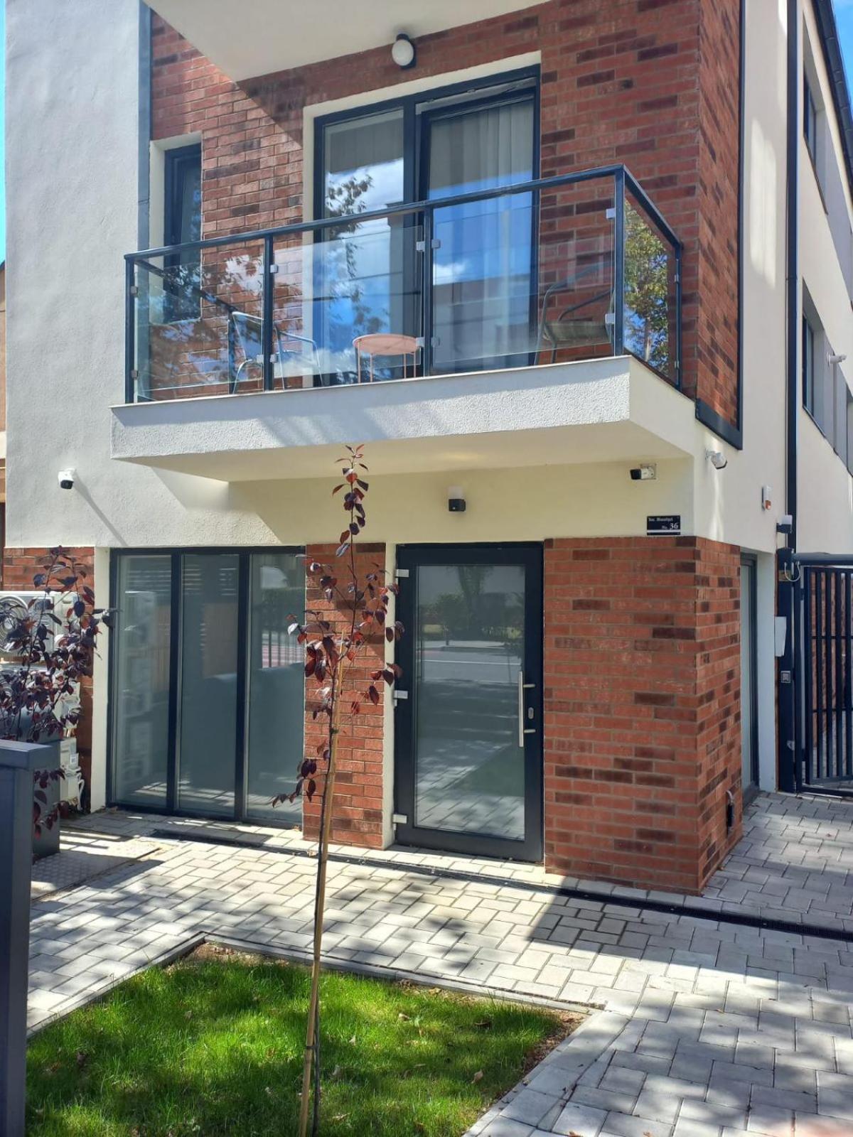 Cinque Stelle Hotel Apartments Cluj-Napoca Ngoại thất bức ảnh